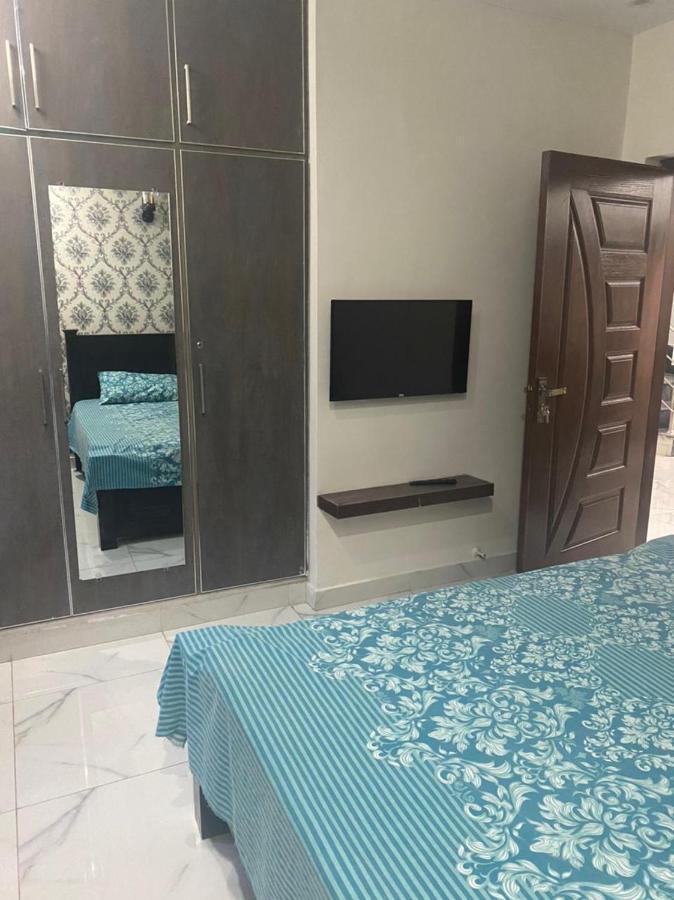 Grey Orchard Homestay - A Family Place Lahore Bagian luar foto