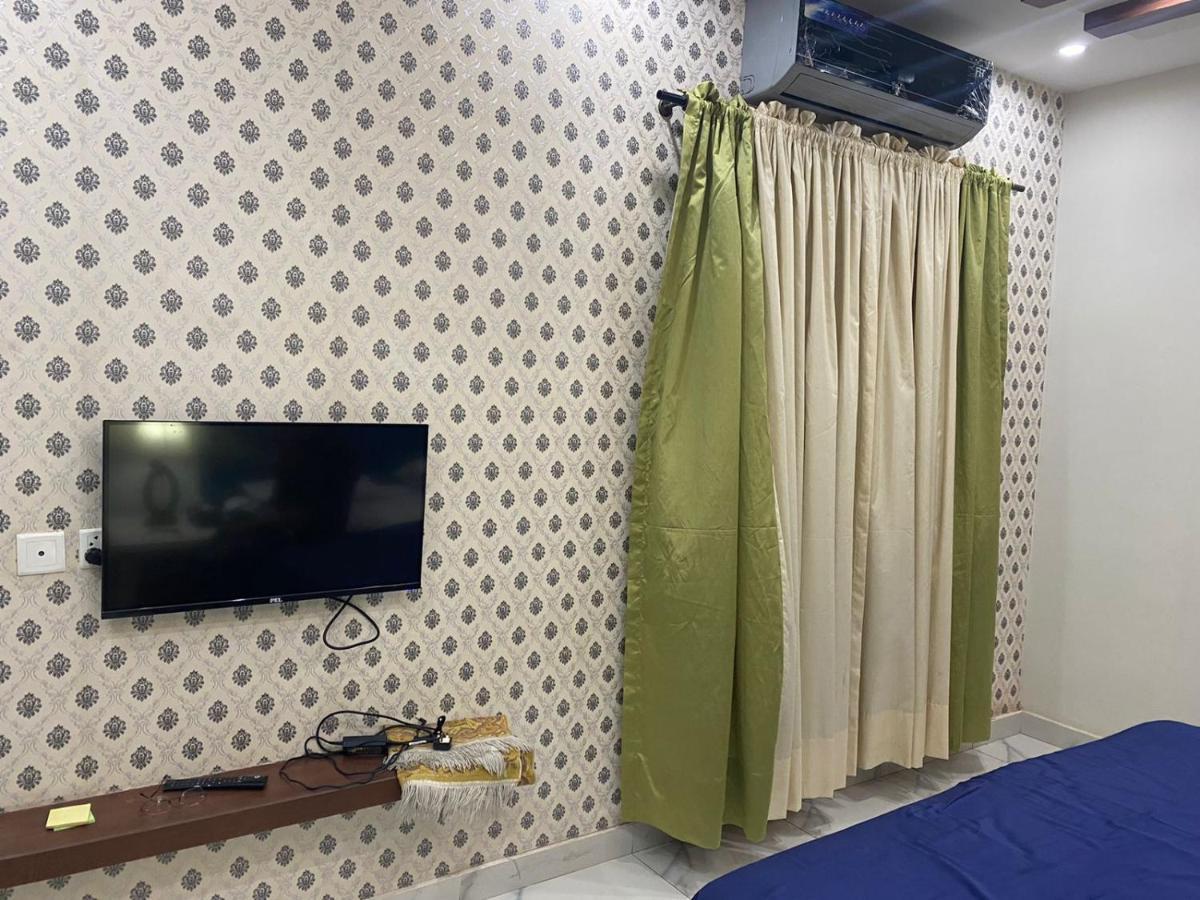 Grey Orchard Homestay - A Family Place Lahore Bagian luar foto