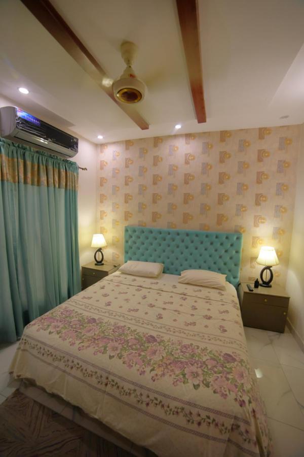 Grey Orchard Homestay - A Family Place Lahore Bagian luar foto