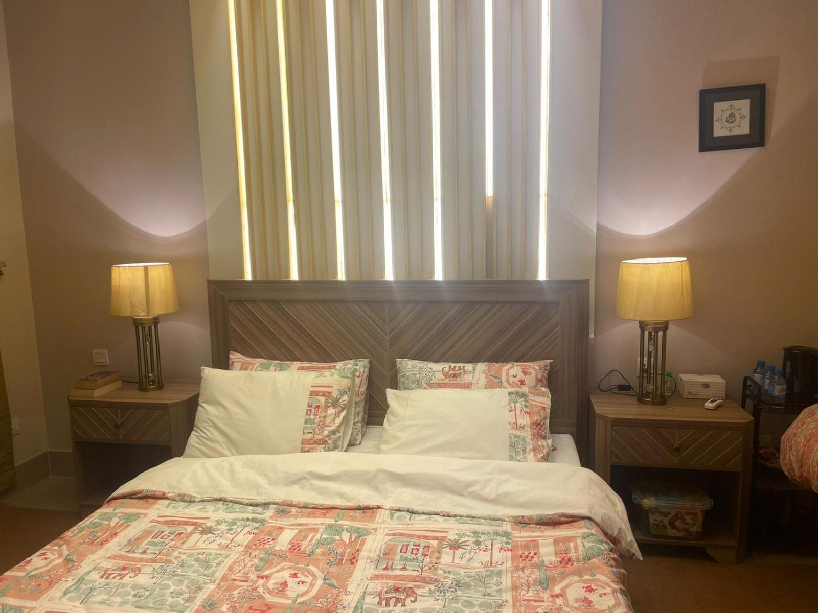 Grey Orchard Homestay - A Family Place Lahore Bagian luar foto