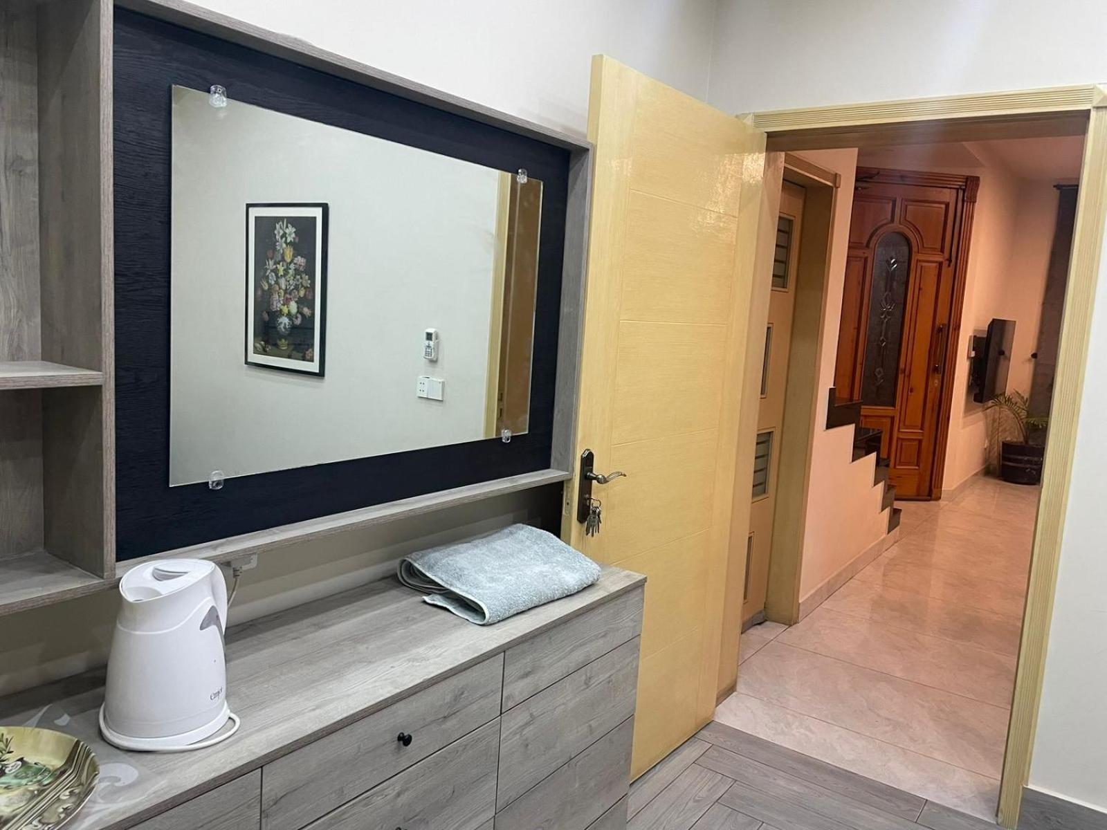 Grey Orchard Homestay - A Family Place Lahore Bagian luar foto